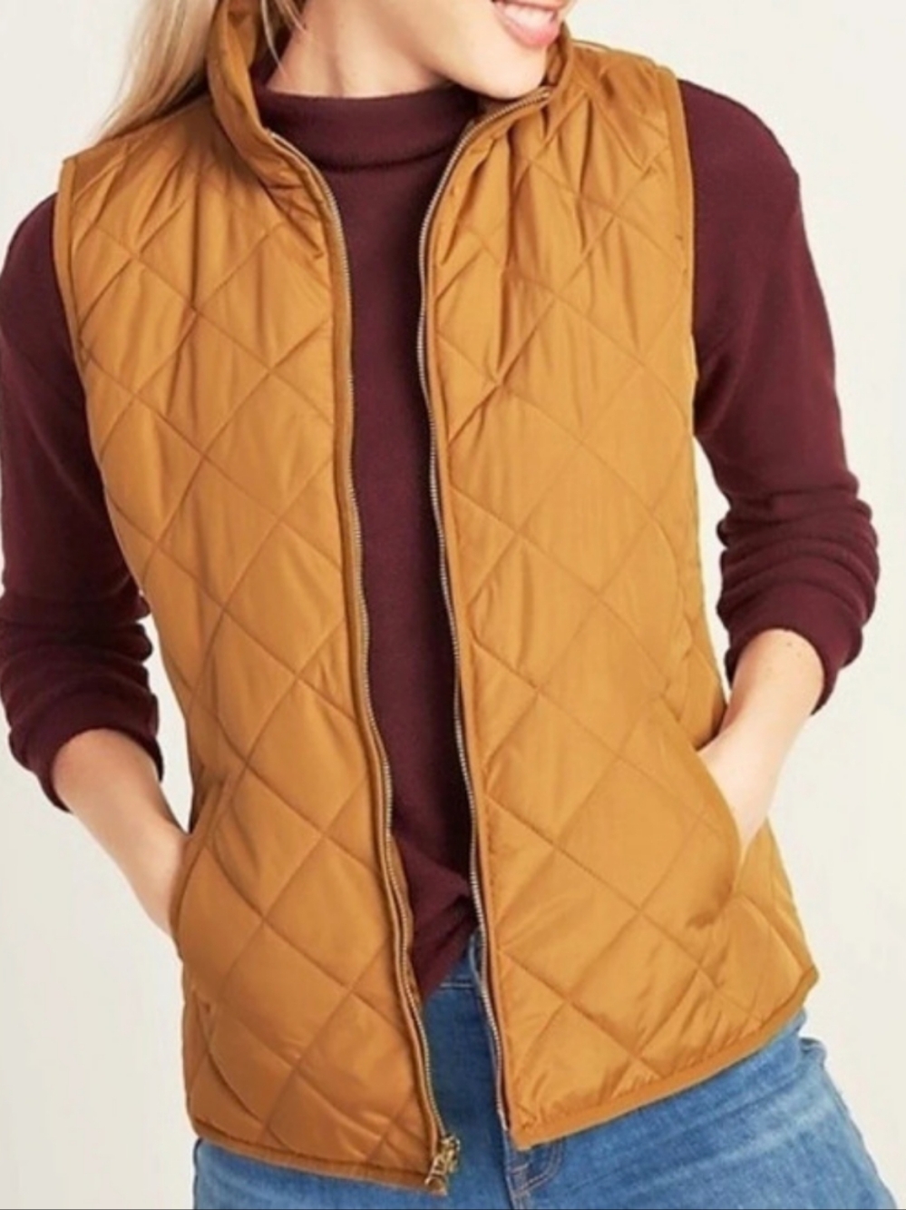 Old Navy Quilted Puffer Vest in Yellow/Mustard Size Small NWT